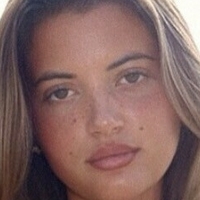 Кайра-Мэй Голая