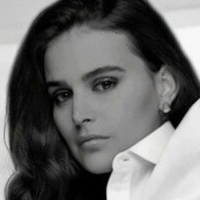 Лара Оффишал Голая