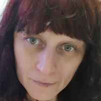 лареинасинкуэнтона Голая