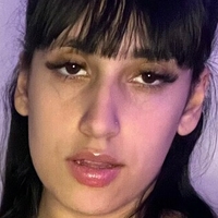 Латина Банни Голая