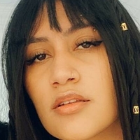 Лаурилмл Голая