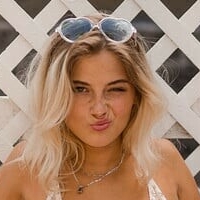 Лия Роуз Голая