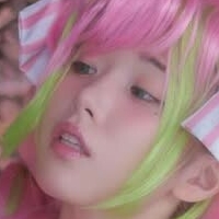 Ли Ён-у Голая