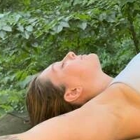 лензионнах Голая