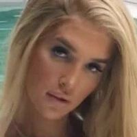 Лайла Гибни Голая