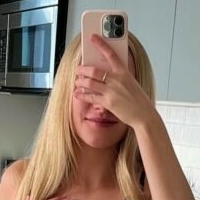 Лиллиас Белл Голая