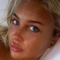 Лилли Мэй Голая