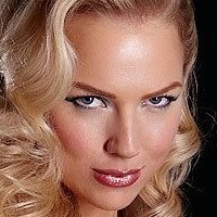 Линде Ван Де Лист Голая