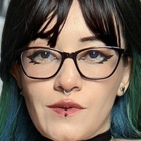 ЛоррейнМортисФри Голая