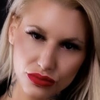 Люсиаделюкс Голая