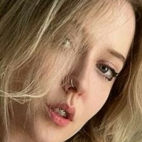 Люси Эмбер Голая