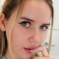 Lunari Free Голая