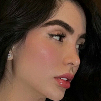 Мария Изабель Вилья Голая