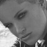 Мариэль Гомсруд Голая