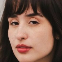 Мартина Оливей Голая