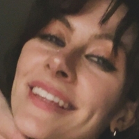 Михаэла Джилл Мерфи / Джесси Флауэрс Голая