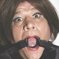 Мисс Блоу Голая