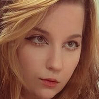 Мисси Холли Голая