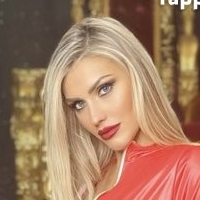 Мистресс Исиде Голая