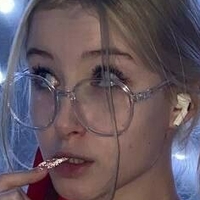 Миумиумурр Голая