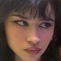 Мивививи Голая