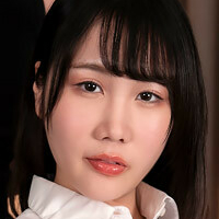 Момо Могами Голая