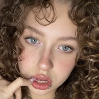 мпретти Голая