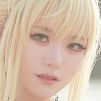 нариддьянг Голая