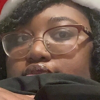 незукослеер Голая