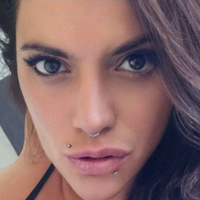 Николь Шварц Голая