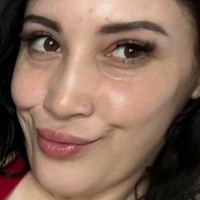 ноэллистон Голая