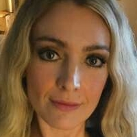 Медсестра Бренди Голая