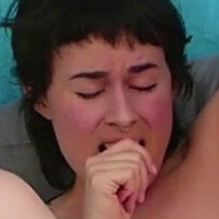 Олив Гласс Голая