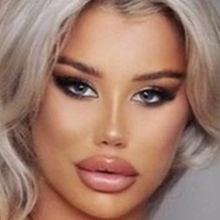 Пэрис Милан Голая
