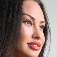 Патитриш Голая