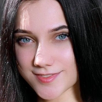 Полли Пьюр Голая