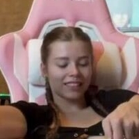 Куин_егирл Голая