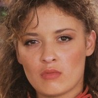 Раффаэла Андерсон Голая