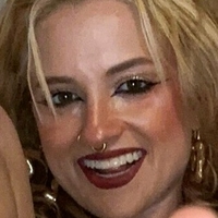 Ридмайлипс Голая