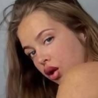 Рисегейнтсиу Голая