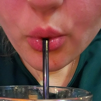 рнэттеншнкинк Голая