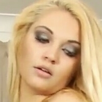 Сэм Боуден Голая