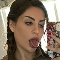 Саманта Гонсалес Голая