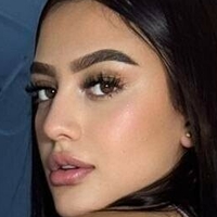 Изабелла Сантос Голая