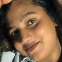 Саранья Сантош Голая