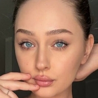 Секси Ви Ки Голая