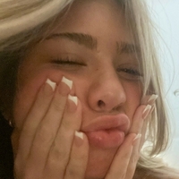 Скайли Голая