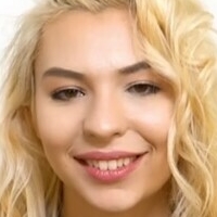 София Свит Голая