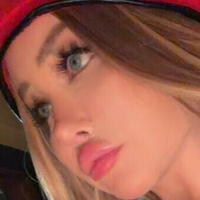 Сильвия Ясмина Голая