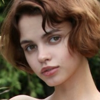 Толл Герл Голая